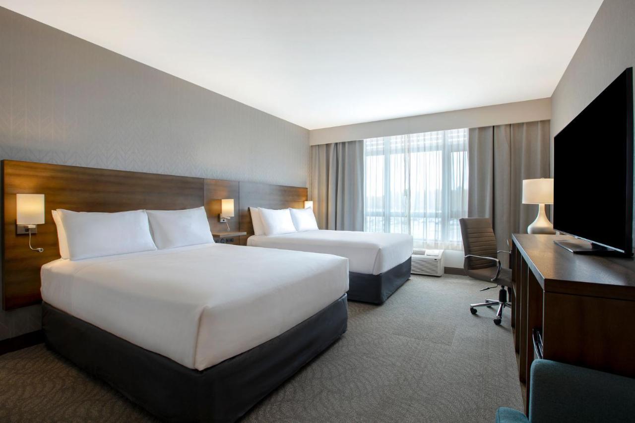 Great Blue Heron Hotel Порт Пери Екстериор снимка